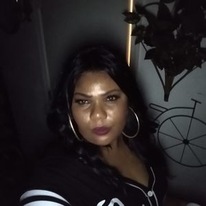 Meet your Posher, Hula